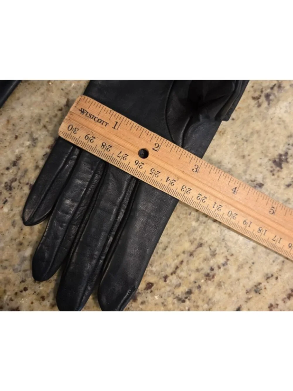 New Vintage Womens Size M 8 Black Soft Leather Lined Gloves Spain